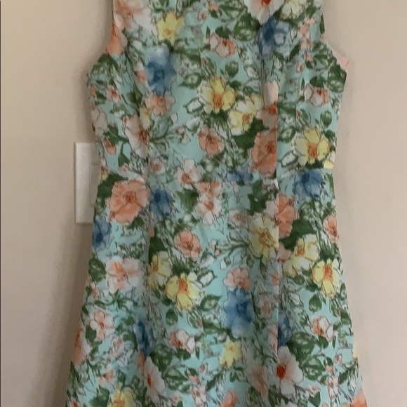 Dress 👗 - Picture 7 of 10